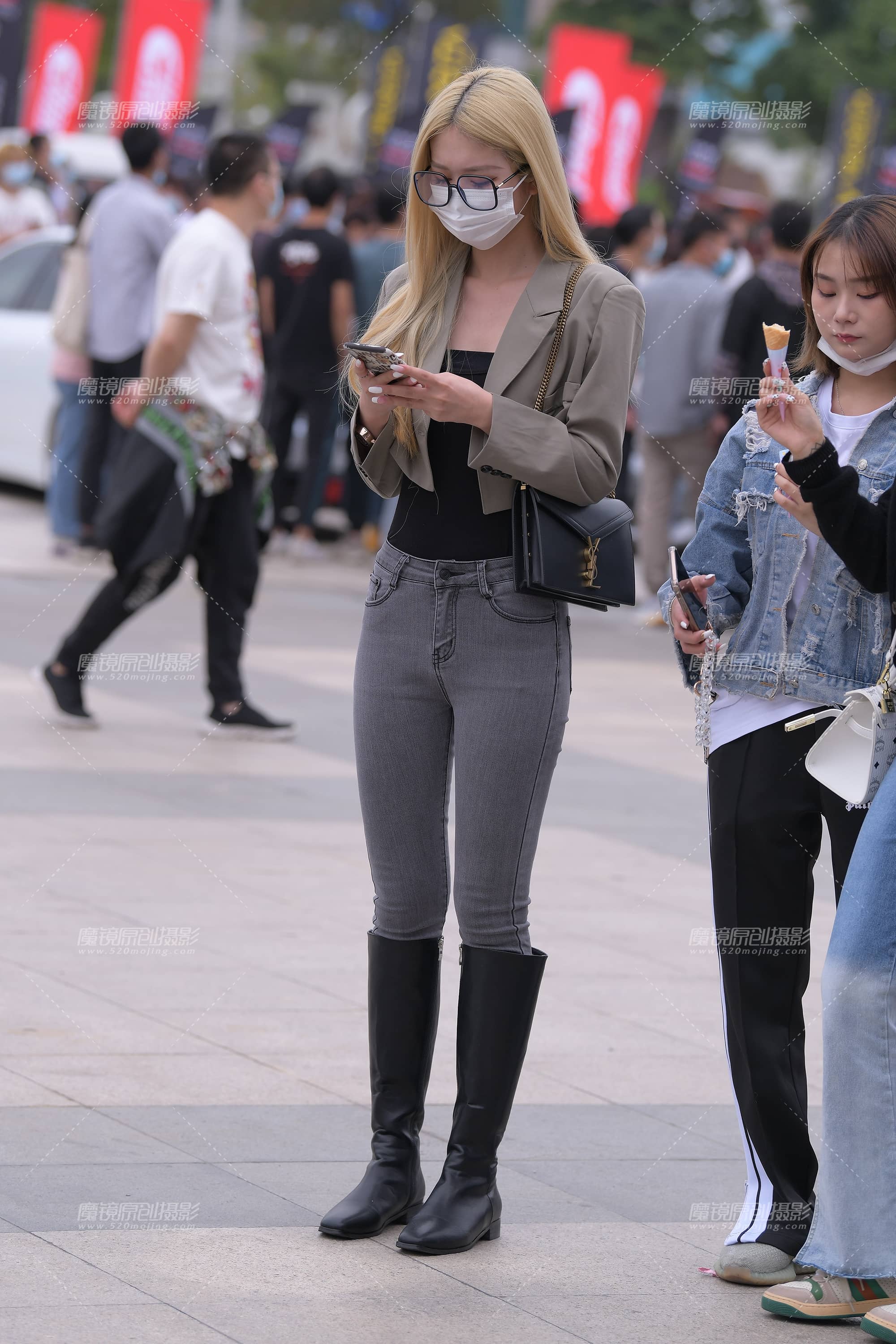 14053210938221.jpg