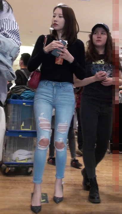 【视频】街拍娉婷婀娜的风尚优雅服饰紧臀靓女[DA-8P2D]